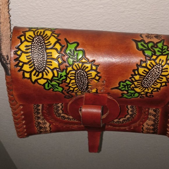 Handmade Leather Hand painted Made in Mexico Crossbody - Picture 9 of 12